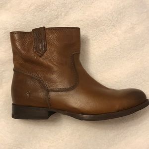 Frye ankle boots, size 9, NWOT